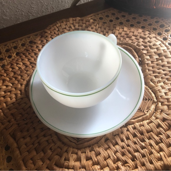 Vintage Hazel Atlas Moderntone Platonite White With Green Stripe Cup - Picture 5 of 10